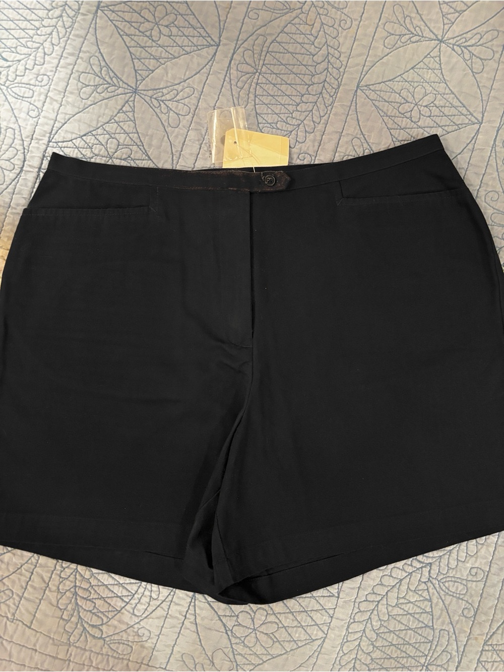 NWT!◼️BLACK HIGH WAIST SHORTS WITH NARROW WAISTBAND